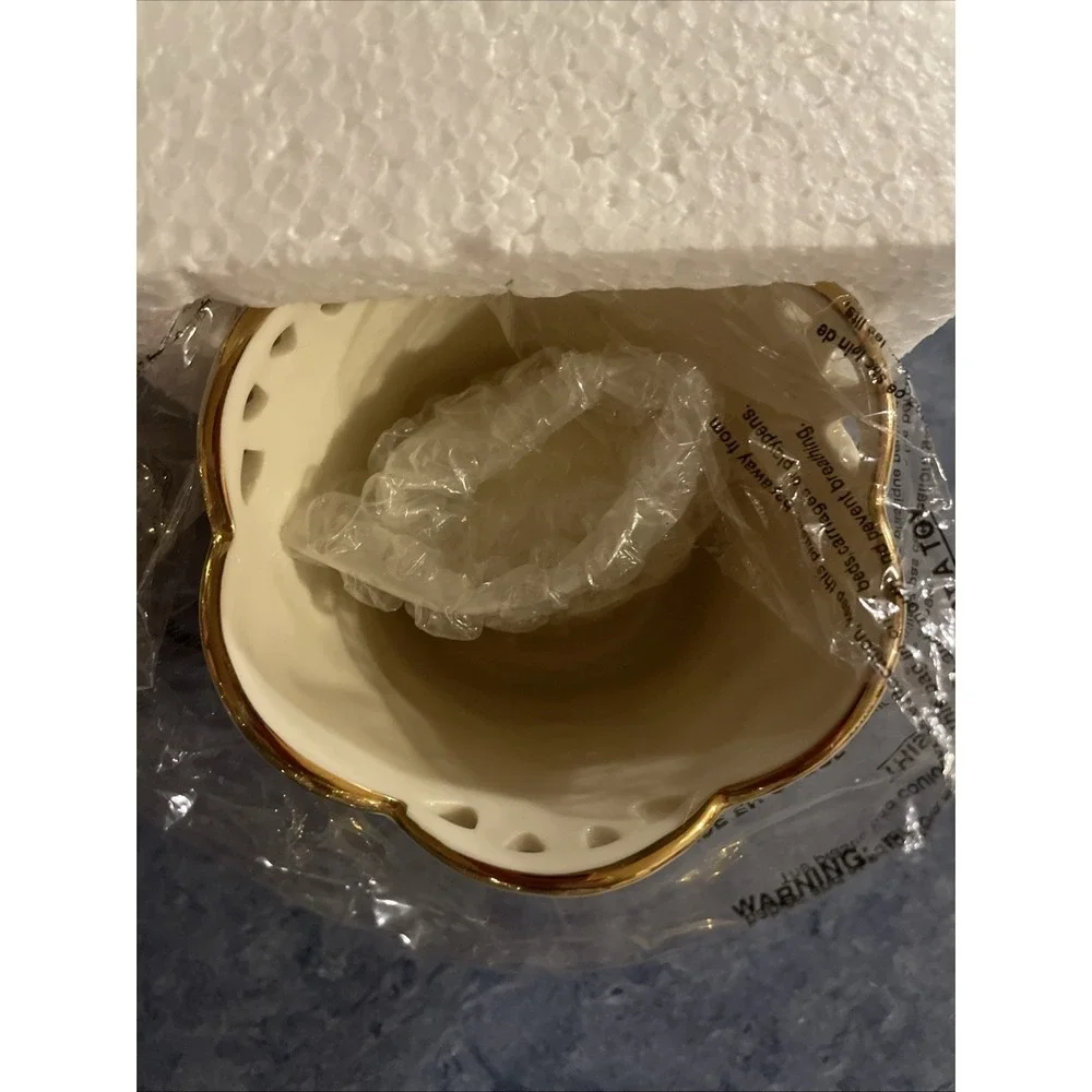 Lenox Merry Lights Angel Votive Ivory Porcelain Gold Trim Christmas 3.5in New